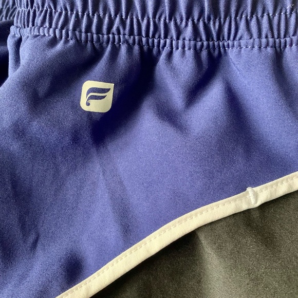 Fabletics running shorts lined size small - Picture 3 of 3